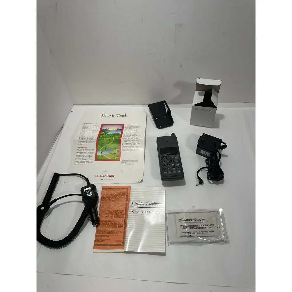 Vintage Tele Tac 200 Motorola Cell Phone + Extras Powers On For Parts Only AS-IS